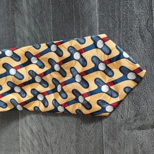 Barry Wells Mens Neck Tie Silk  Perfect Putt Golf Theme USA